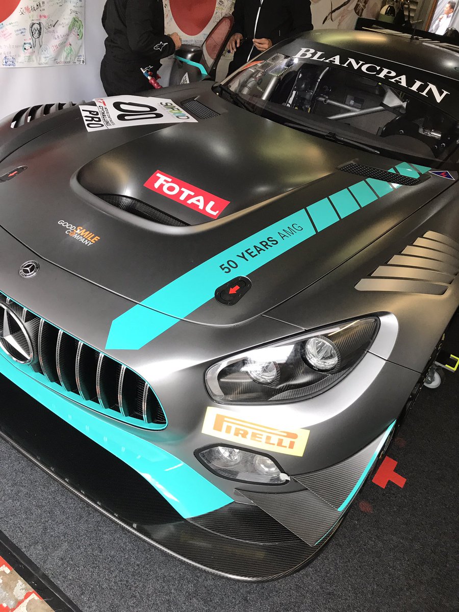 車検通過したようですので.30分の練習走行に参加します。 ミクさんが