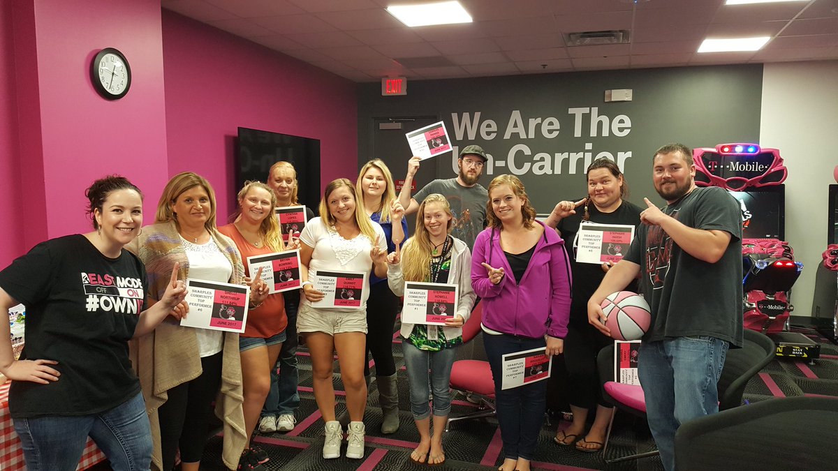 OakWontStop1's tweet photo. Sharples Community of Top Performers for June!#OakTown #OaklandWontStop #OakRockStars https://t.co/mupU9cQ5KP