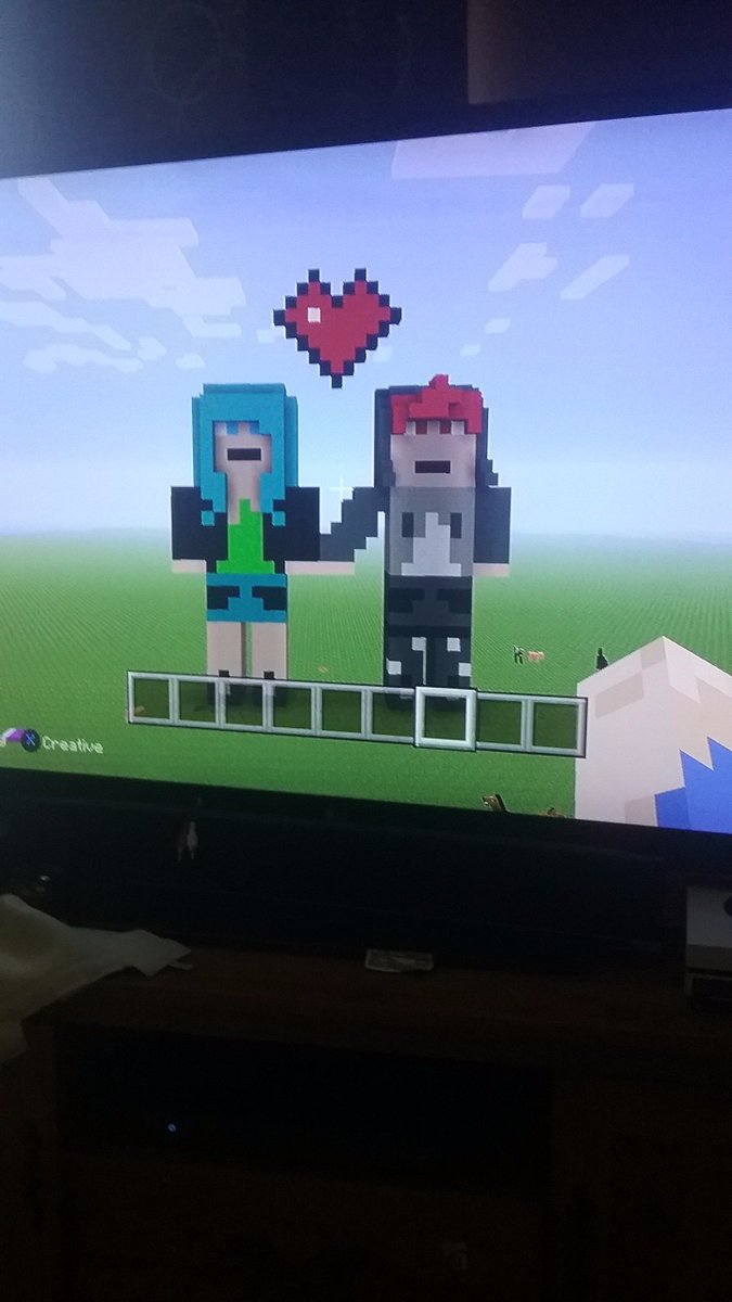 Abigaillogsdon3's tweet photo. @ItsFunneh #falic https://t.co/8t8MAE21zg