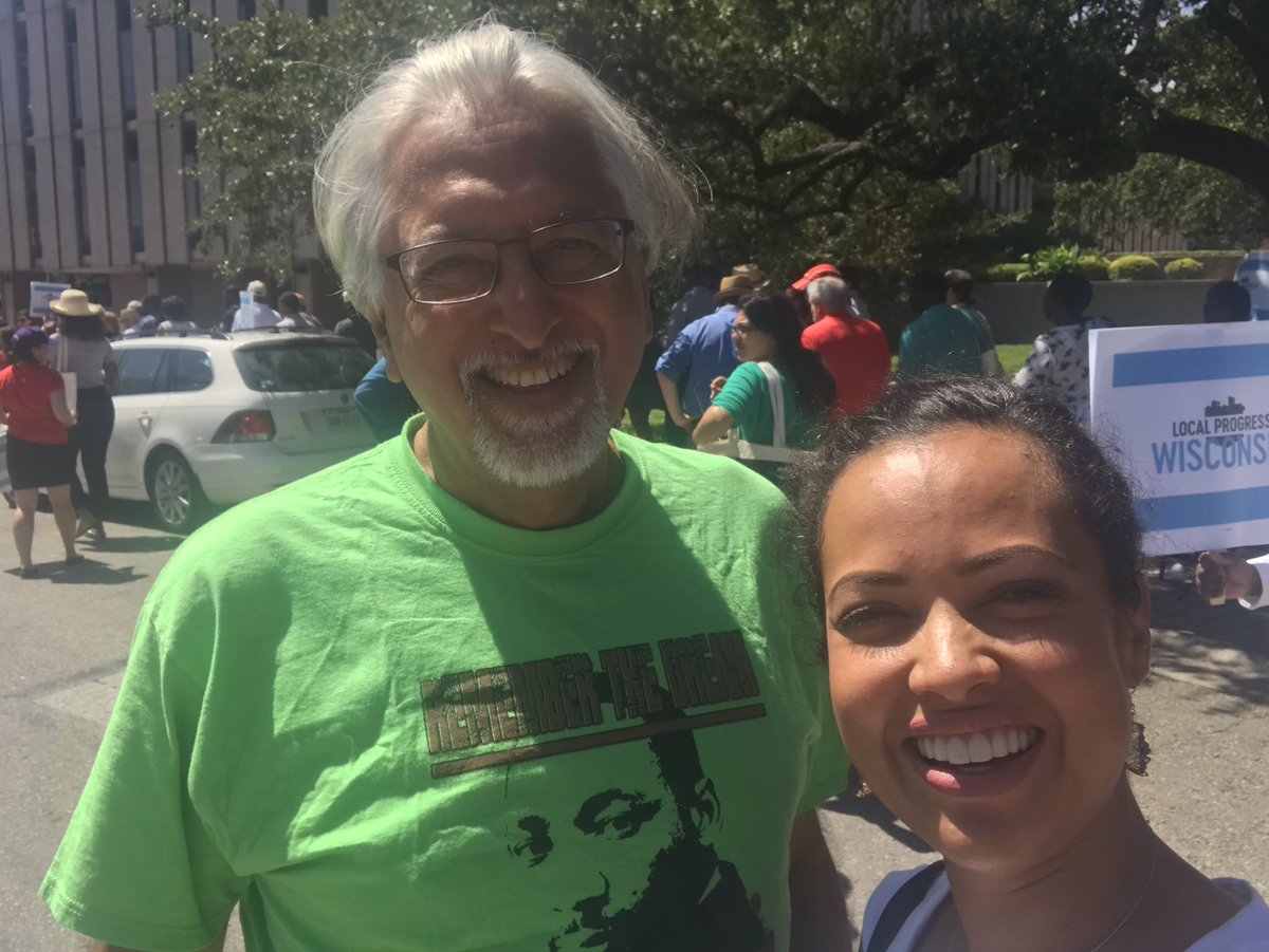 Auramvasquez's tweet image. Excited to be at the @LocalProgress convening with #richmond CM @embered #LocalProgress17 #noSB4