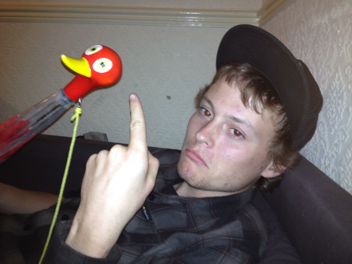 skateshack tweet picture