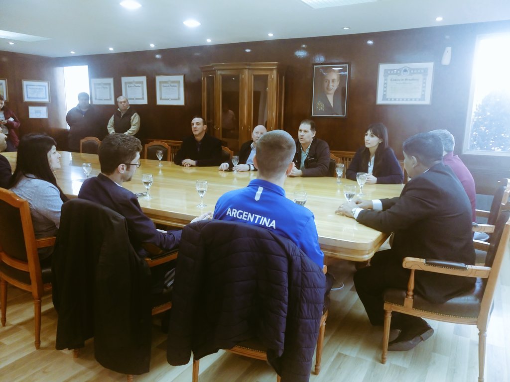 laucolazo's tweet photo. En Casa de Gob conociendo a Juan Manuel Borga  deportista trasplantado Emociona su historia de vida y su pasión por el deporte #soydonante https://t.co/KMHiMmfVKf