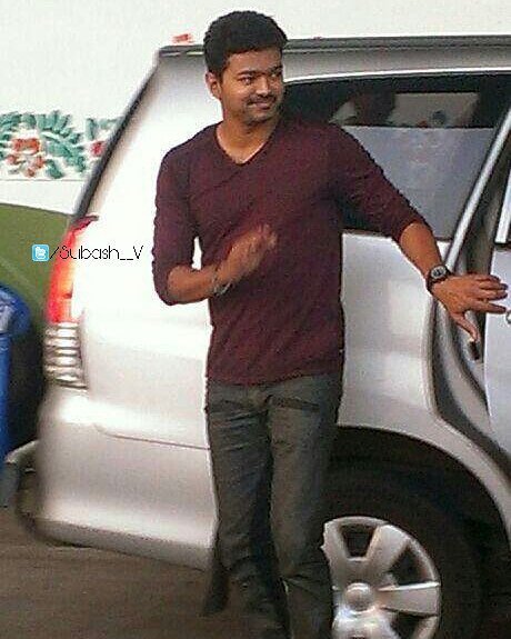 Sridhar15516071's tweet photo. @Ajay_Karthick_M @mohan_manjima @joylis14 @FansManjima @fc_manjima @manjima_trends @manjima_addicts @sana_jeevan @SSMusicTweet #MersalEdit Bro๐๐๐๐๐ https://t.co/czcjWJ8YYc