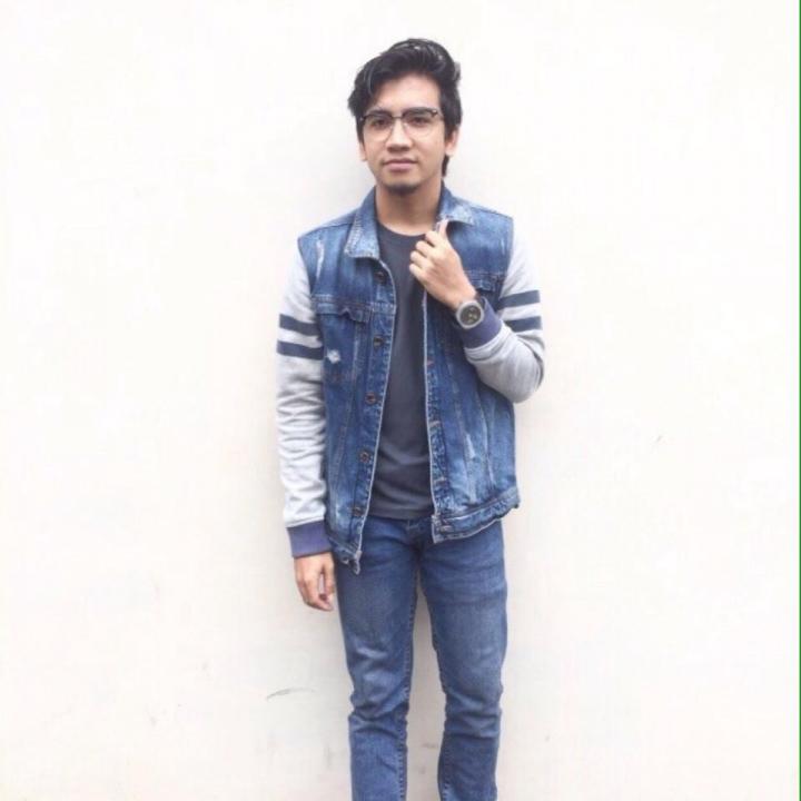 vestersays's tweet photo. Come hangout with me > LOST in Tj.Raja island on #BIGOLIVE https://t.co/9XVAJSwlDF https://t.co/5u7CxOtOWn