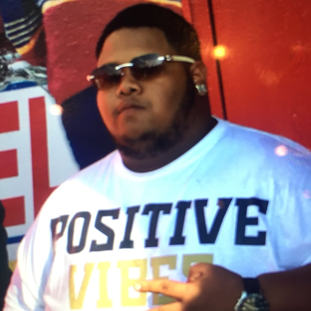 _TheRealNickC's tweet photo. #NewProfilePic https://t.co/R16VHkVFDq