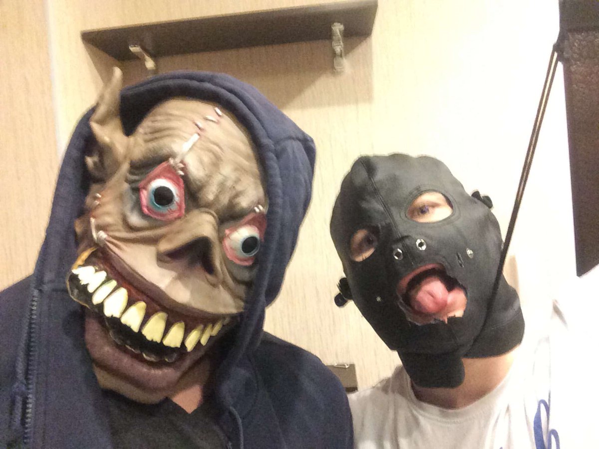 DumaOmelnchuck's tweet photo. Вы делали красиво, мужики
Жаль, что больше не будет новой грязи от вас, очень жаль((( #SIDxRAM https://t.co/g9Sw2ypm5W