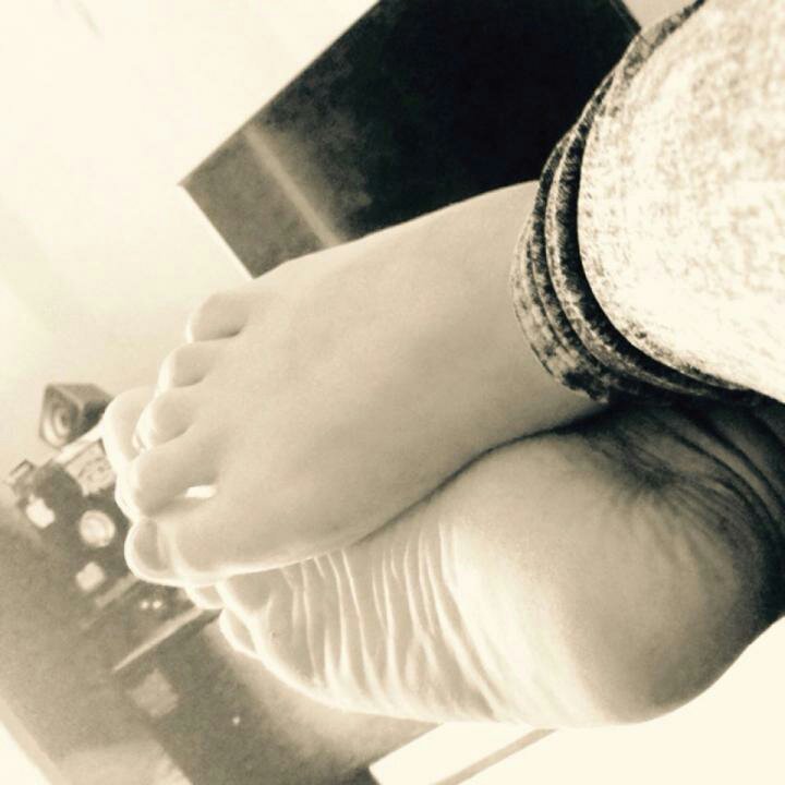 ake_deswar tweet picture