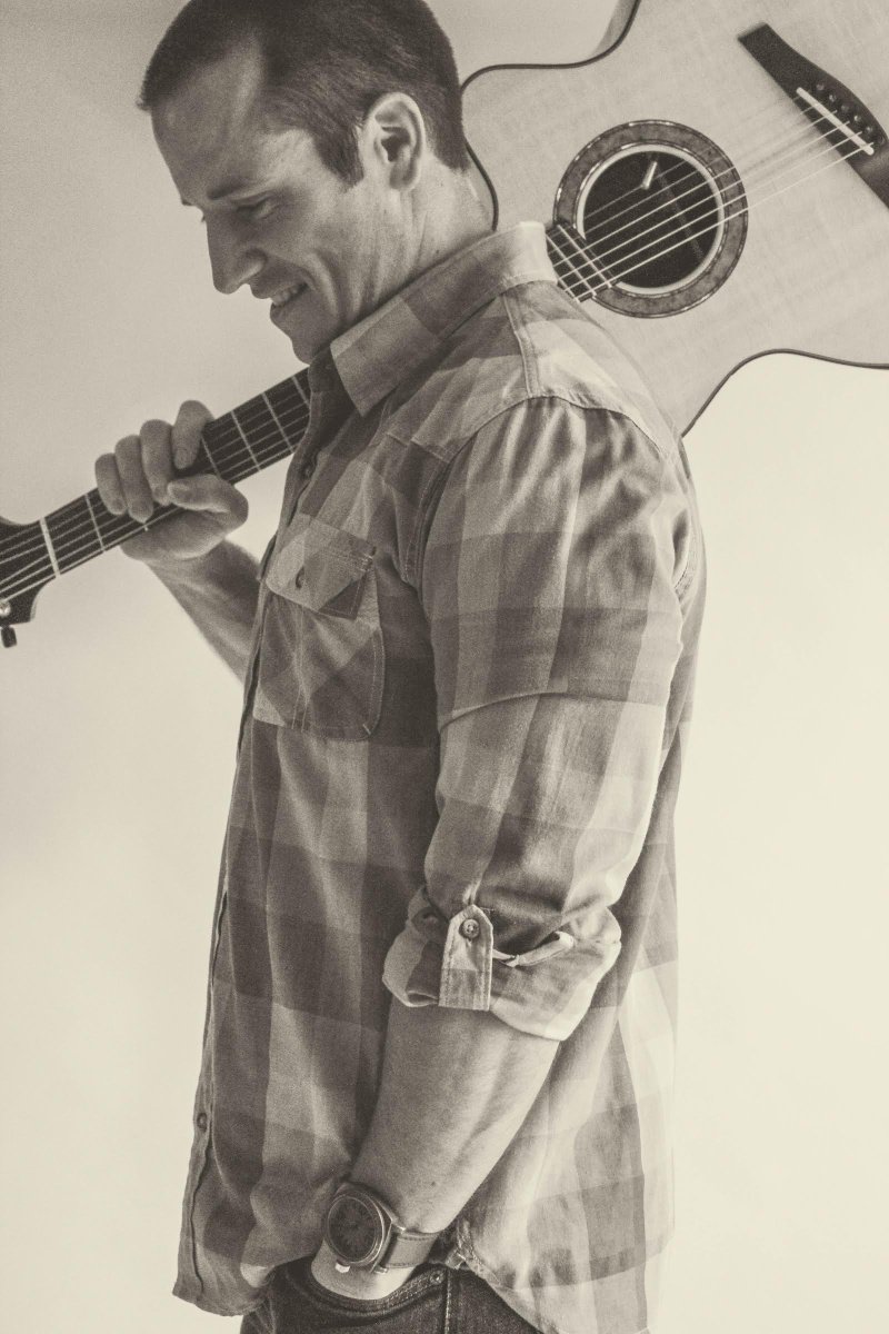 ElginFoster's tweet photo. @icehousempls Acoustic Showcase Brunch July 30 11-2om @Sammy_B_Music @mikesalovich @ElginFoster #acousticguitar #brunch #livemusic https://t.co/MIlnR50E2F