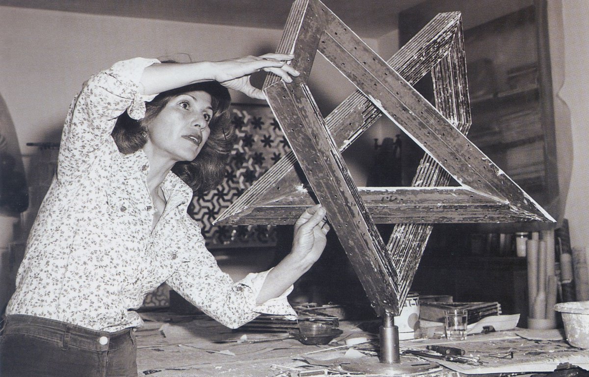 docued's tweet photo. Pioneer #mirrorworks artist Monir Shahroudy Farmanfarmaian is the subject of our #documentary MONIR, now available! https://t.co/C2XnpQtvK9 https://t.co/AarGCnGLfA