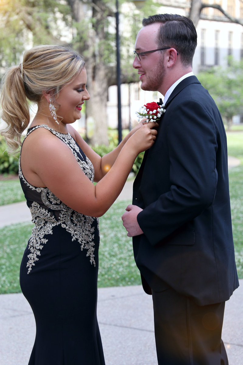 MirandaHampton's tweet photo. happy 20th bday to my very favorite guy 💕 can't wait to kill it up in clemson with you in 3 weeks!! https://t.co/s6bkB1ZVHF