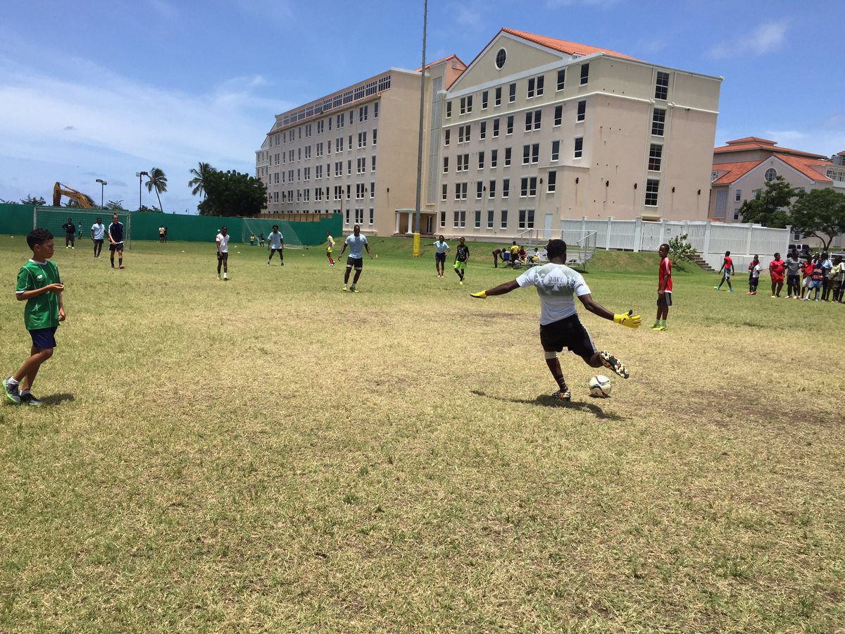 jrfcaribbean's tweet photo. It's been 3 fantastic weeks at @StGeorgesU for #JRFSummerProgram 2017. We're already looking forward to 2018  #ChangingLivesThroughSport https://t.co/VWU43MzUEM