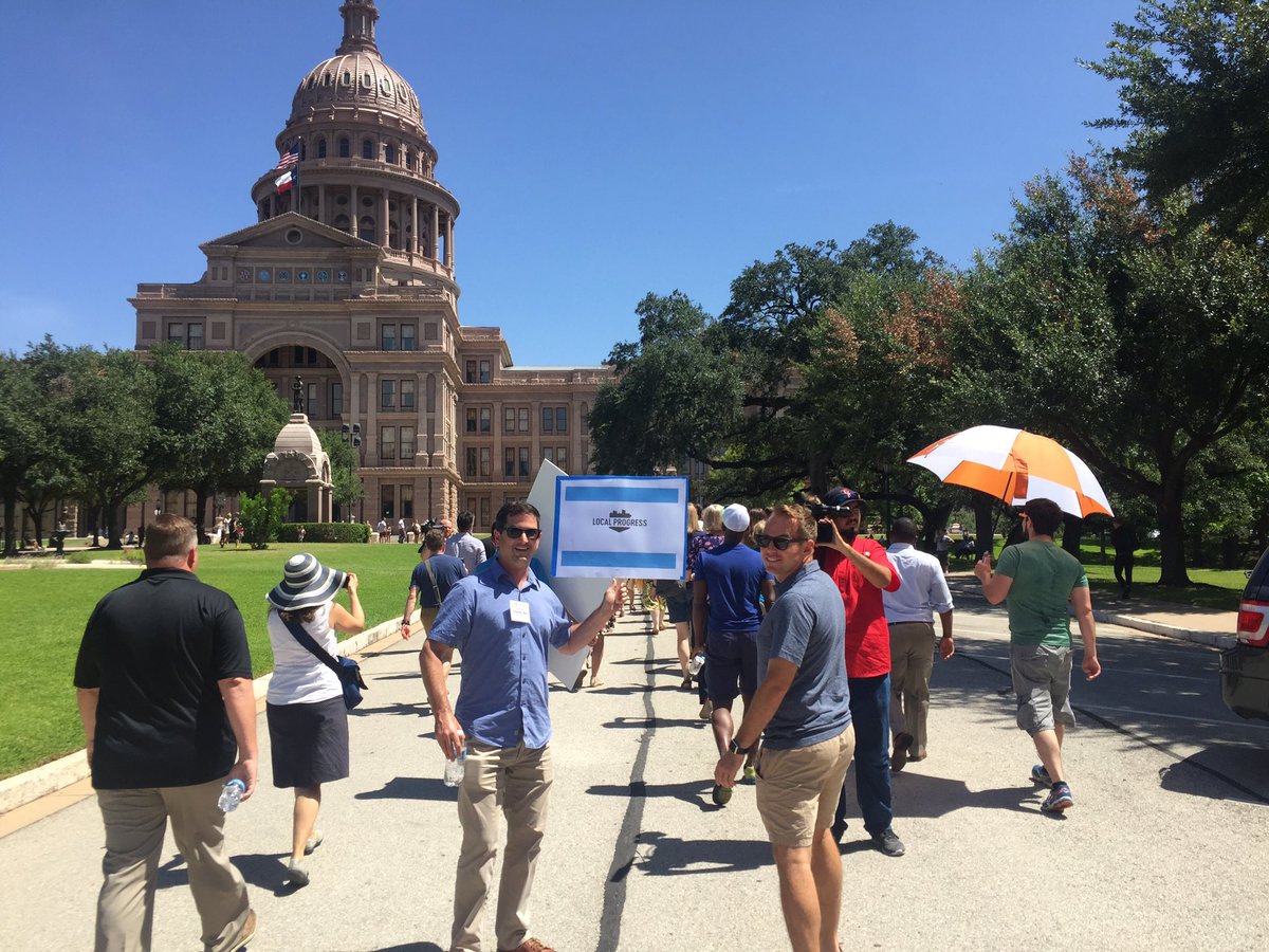 ChrisWardCA's tweet image. Standing up for our communities, #Texas colleagues &amp;amp; immigrant neighbors, against hateful acts at TX State House #NoSB4 #localprogress17