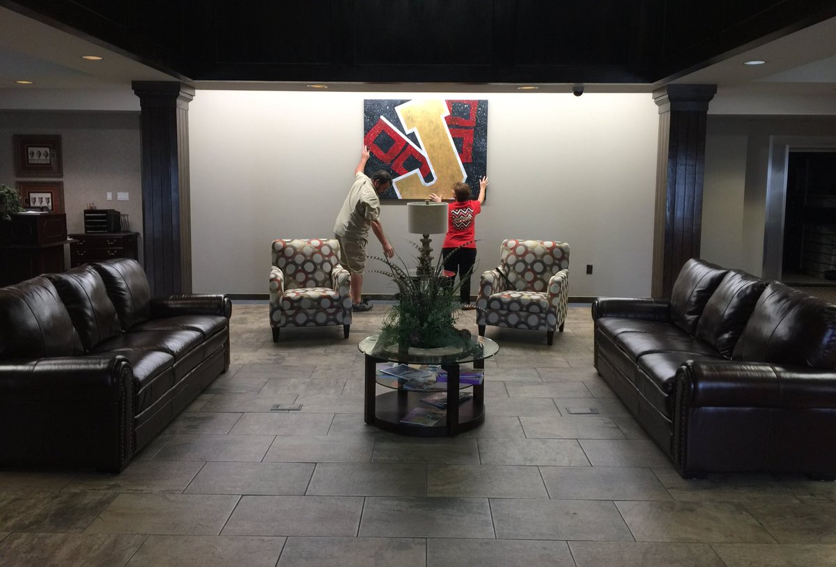 JPSHurricane's tweet photo. New piece of artwork by VPA Principal & artist @Case31D going up at the JPS Central Office today! ๐๐ป๐๐๐ป#CaneCreative https://t.co/MliynM3rzP