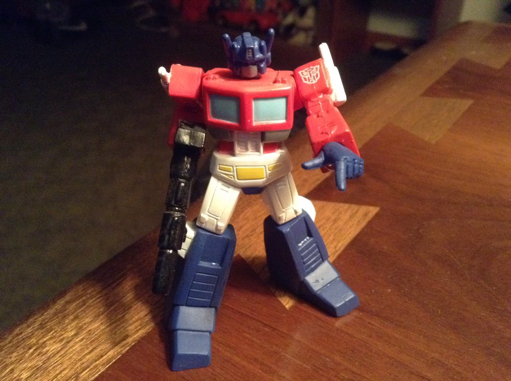 Happy 76th birthday to voice actor Peter Cullen aka Optimus Prime. 