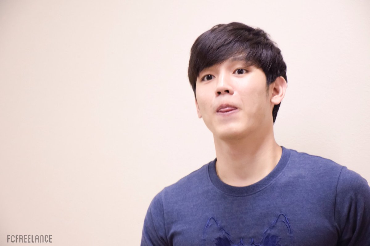 fcfreelance's tweet photo. เหนื่อยไหม พักผ่อนนะเธอ #newwiee https://t.co/WxbmKjCRoj