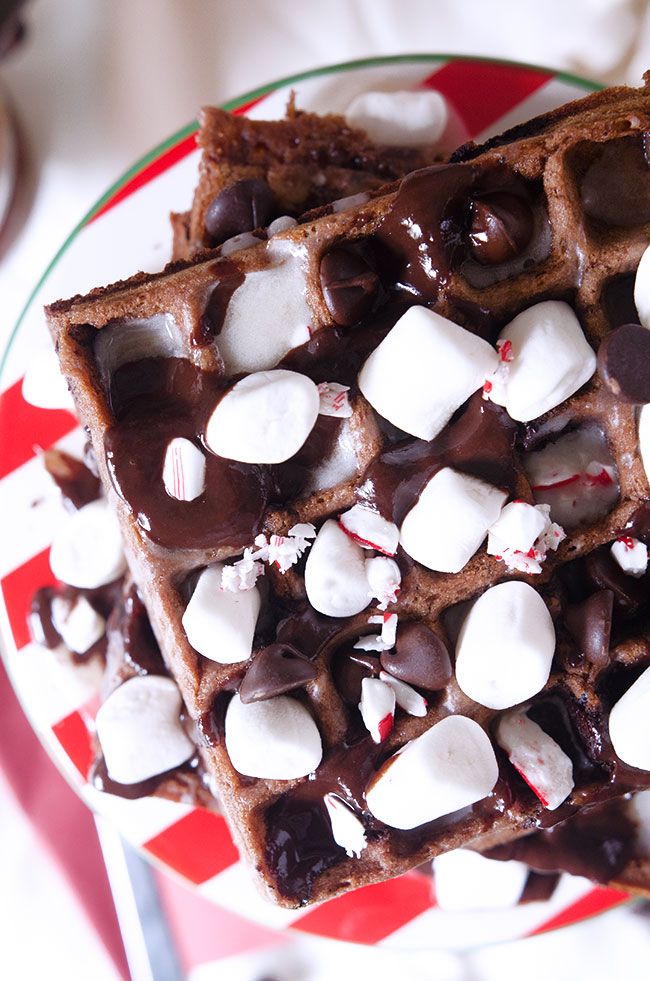 HannahTeson's tweet photo. Why yes, we did celebrate #xmasinjuly w/ #Vegan Peppermint Hot Chocolate Chip Waffles #food #vegan https://t.co/Ib6Qggspse https://t.co/kkcUThauQm