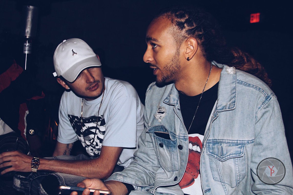 theeciti's tweet photo. Plotting the next move.....💯🔑 https://t.co/5NVLPtECNI