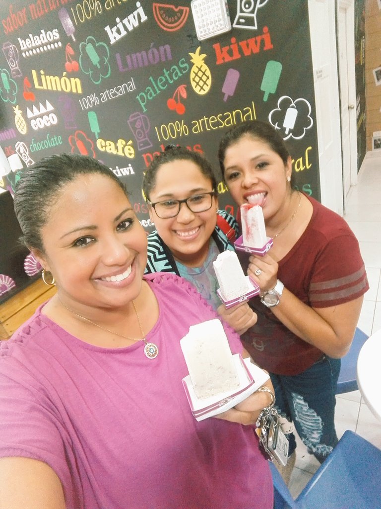 ShaniWelsh's tweet photo. Gracias @lamichoacanapty excelente atención en sucursal #ElCangrejo https://t.co/gtJDAl6Evu
