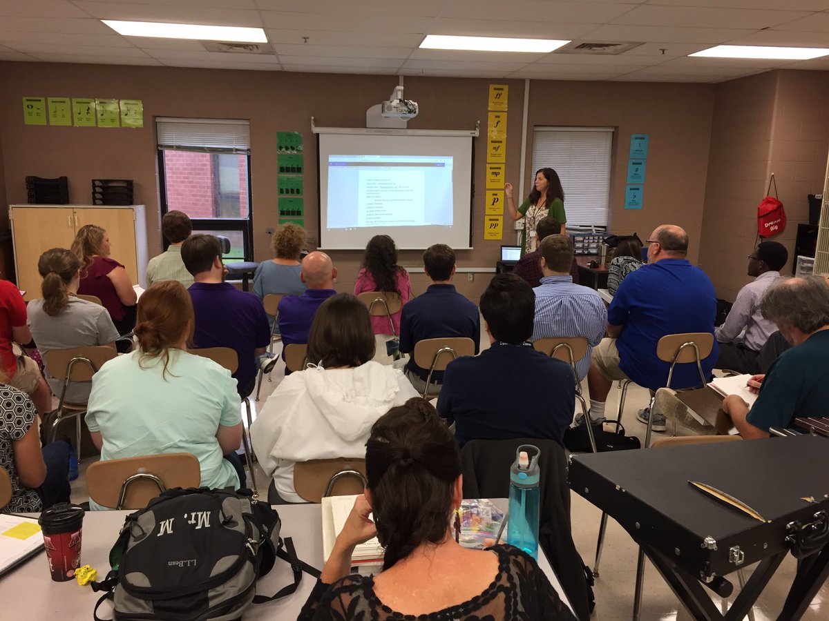 bamaguy94's tweet photo. Thank you for a great arts PD today. #growmaury #beagoodstat #musiciskey https://t.co/r2OMXUv3hw