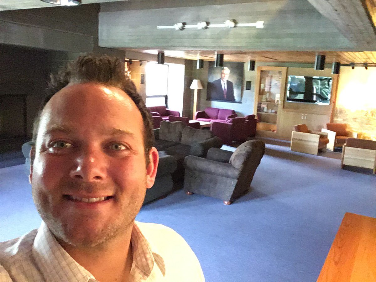 robert_gerads's tweet image. My office for this lovely Friday afternoon! #FiresideLounge at @CSBSJU!