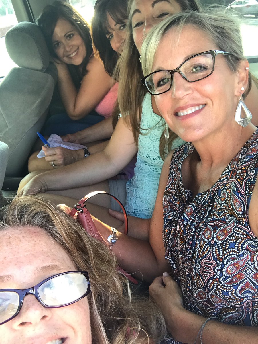 kelli_prade's tweet photo. @StPatSch #wanderwomen #StPatProud In the backseat https://t.co/0JEBD98s5K
