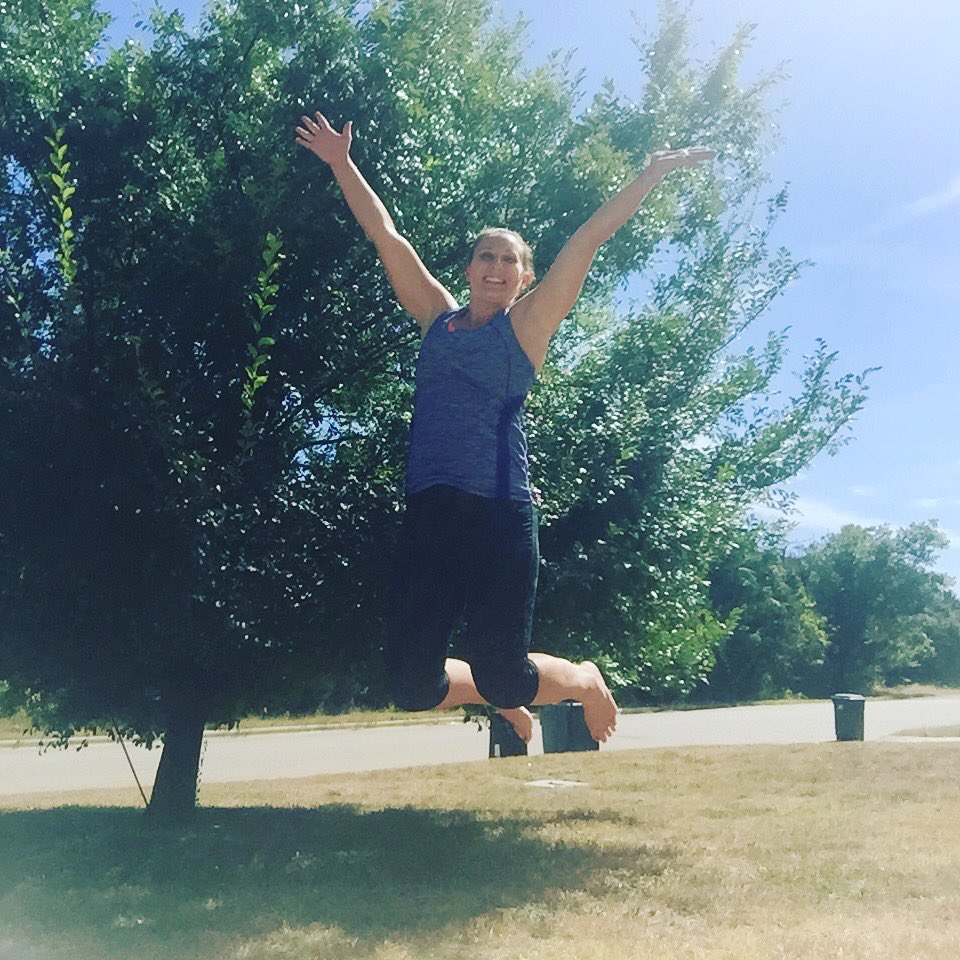 kelizrob's tweet photo. Follow me on Instagram @to_be_continued_book for daily hilarity! 30 Days of Happy! https://t.co/QzGEW84XdV