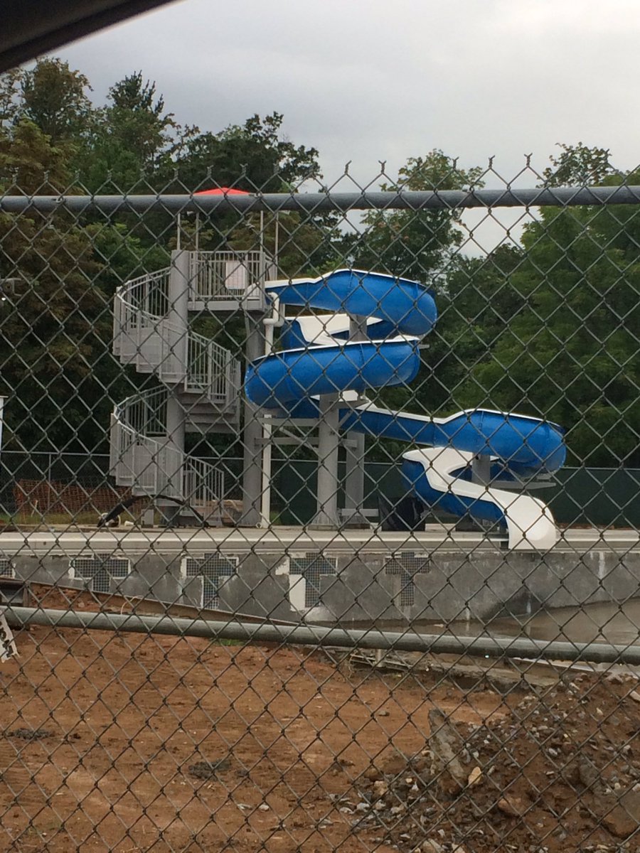 ktinaproctor's tweet photo. Views of @CantonCares from this week. #youcanliveheretoo #hywd #folkmoot #cantonpool https://t.co/2YPnz9ull0