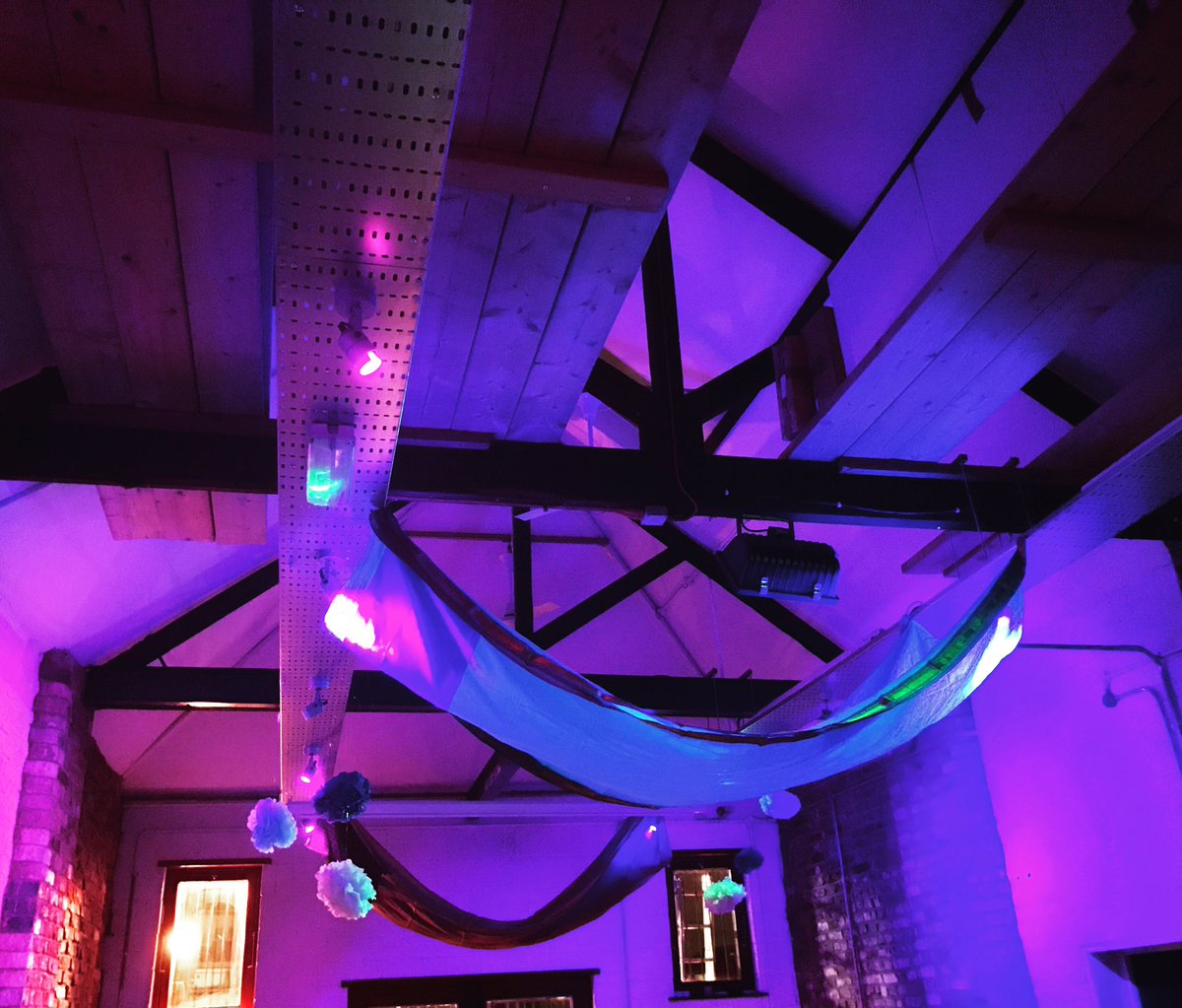 WusiSpace's tweet photo. Check out the set up for the beautiful #hennaparty tonight! #henna #lantern #events #space #london #bride #hackney #forhire #party https://t.co/wacrX49v4g