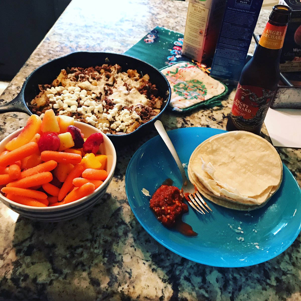jayton_89's tweet photo. Now that's an anabolic meal if I don't say so myself#gainz #fitfam #fit #intermittentfasting #kinobody #food #delicious @gregogallagher https://t.co/Mtirna5xKF