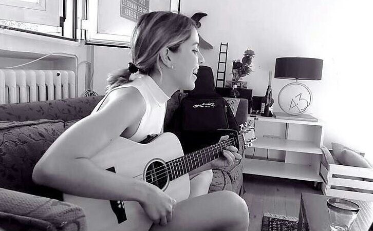 RocioCabreraNWS's tweet photo. ¡Buenas noches! La vida con música es mucho más bonita... 💜 https://t.co/DlDFYiWwy0