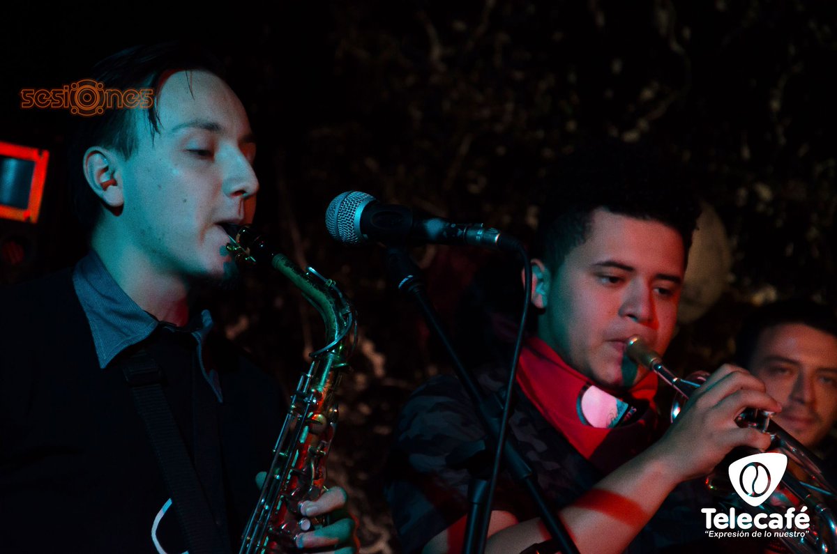 canaltelecafe's tweet photo. Revive los momentos destacados de @Rokamandu en #53siones de #Area53, espacio para el talento local y nacional. #Telecafe en el #EjeCafetero https://t.co/9T6PPJRspD