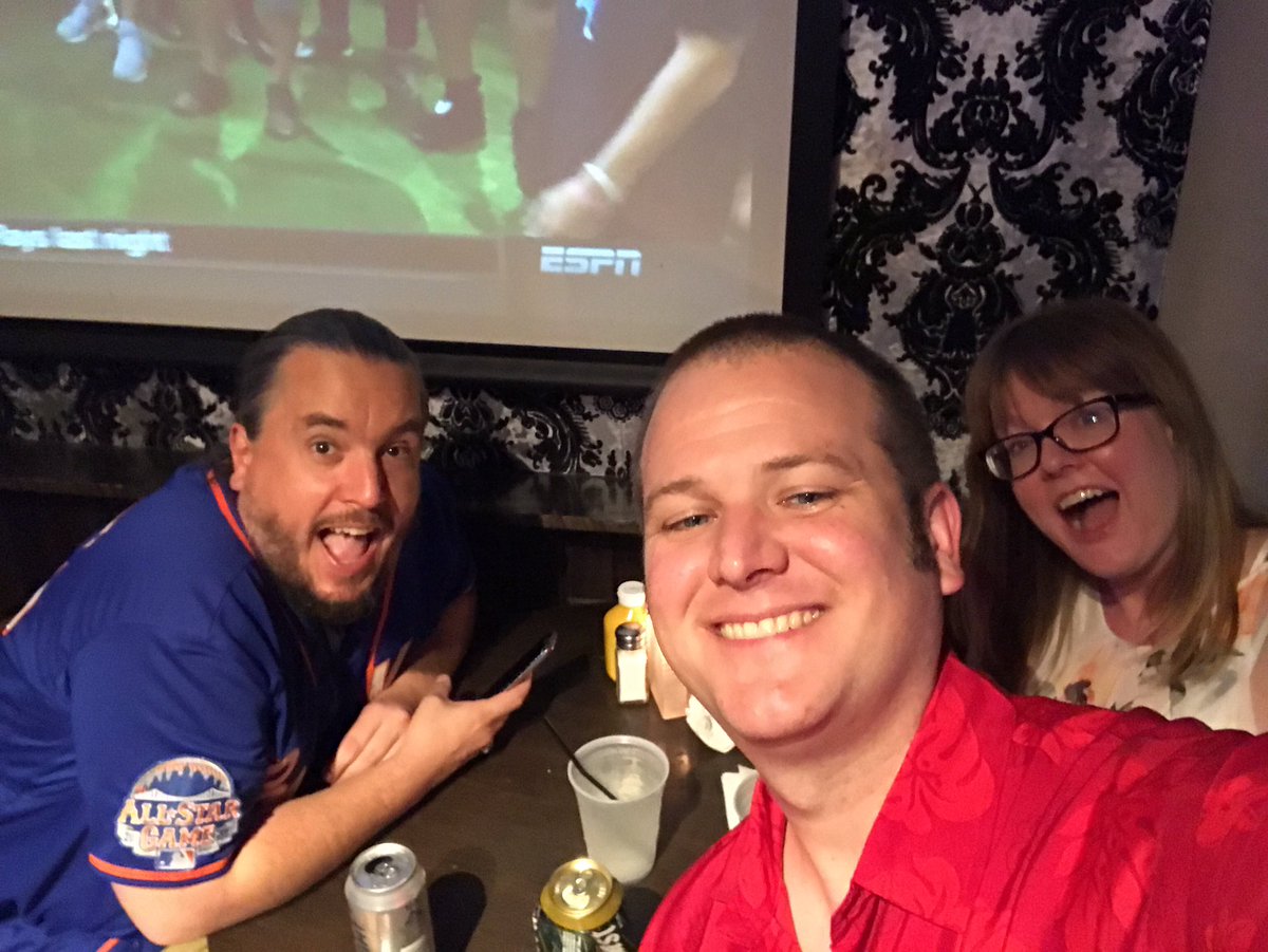 Teebers41's tweet photo. #508bar billy joel pregame https://t.co/jFCjpbMaC6