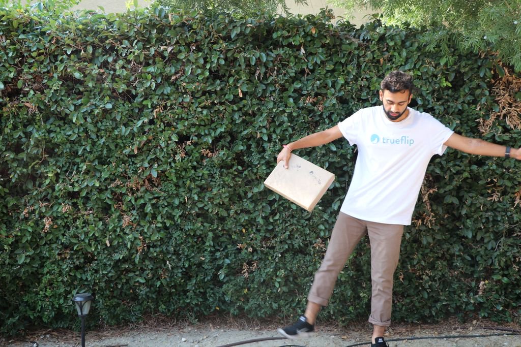 TrueFlipApp's tweet image. One, Two Step. 👯 #TGIF