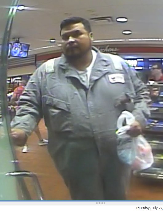 fortworthpd's tweet photo. #WANTED 

Group of 4 steal car, use credit cards.  Please call 817-392-4620 if you know them.  Additional photos to accompany this <Tweet> https://t.co/PvZURaIgPh
