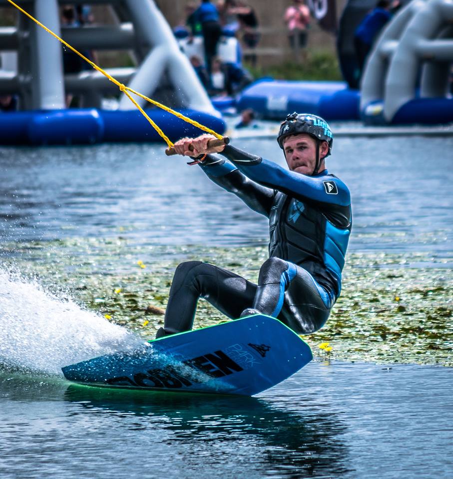 RetallackWake tweet picture