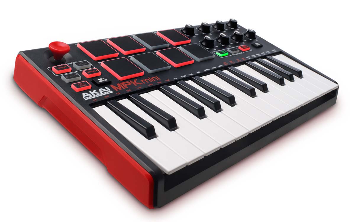 InfamousDealsHQ's tweet photo. The Ultimate Beat Machine For $99.99 &amp; FREE Shipping

https://t.co/se8Qt3wZit

#music #studio #beats #producing #producer #studiolife https://t.co/VYU6QTPiGy