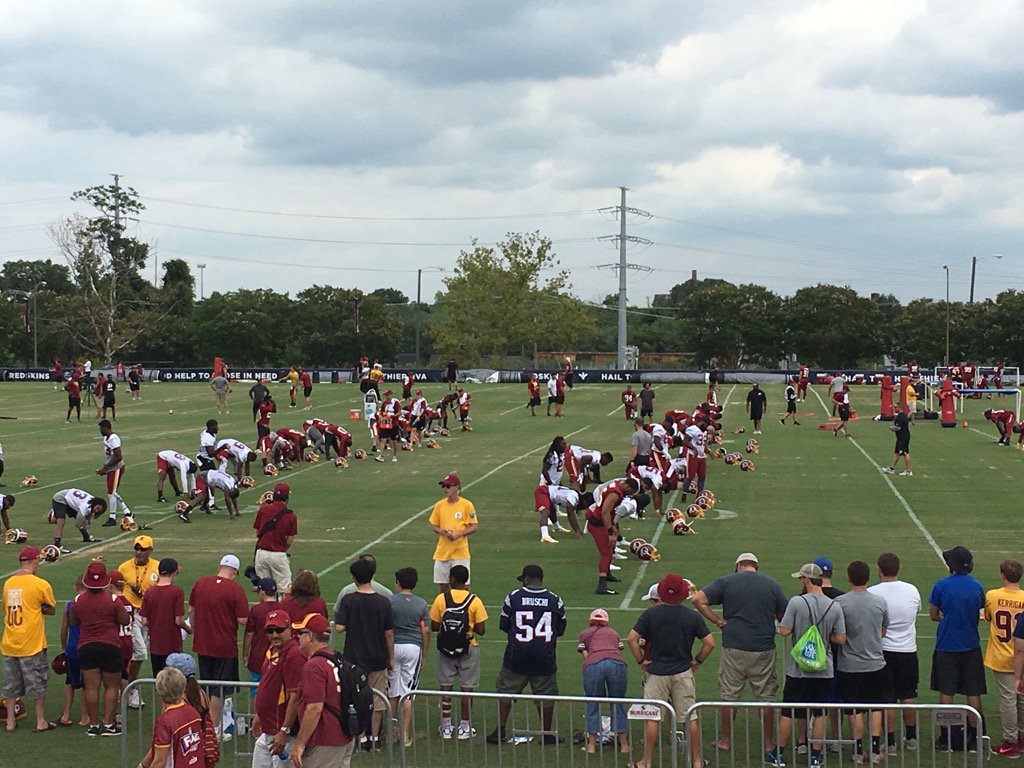 scottlinn_'s tweet photo. The afternoon stretch is underway at @Redskins training camp in Richmond. #RVA (cc:@espn980 ) https://t.co/EvAXts2GMO
