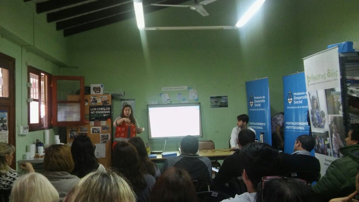 Potenciar tweet media