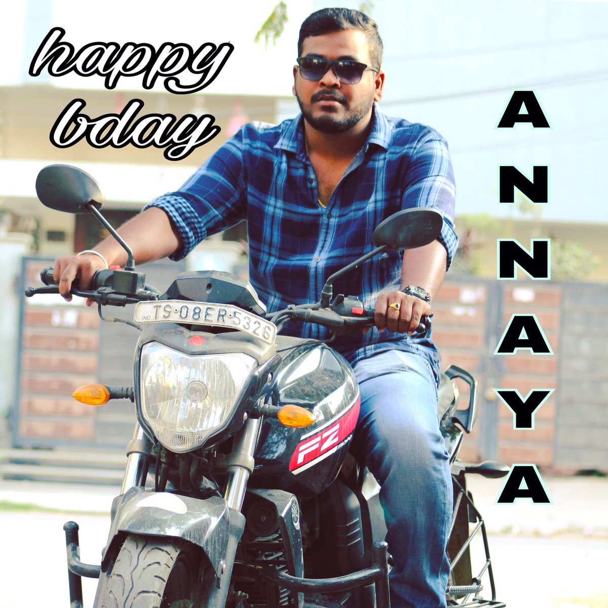 saghere1's tweet photo. A very happy happy bday to my lovely annaya🎂🎉🎂
#haskar a brother that never have for everyone 😍😍
love you annaya💝💝..bang ur day 🎉🎉🎊🎊 https://t.co/1AaIANq5Qm