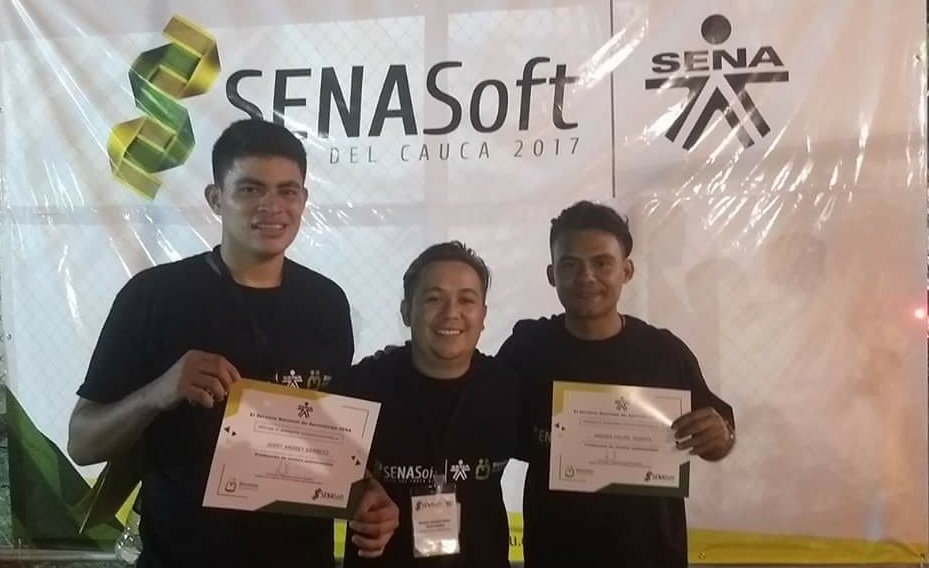 Billy_Aldo's tweet photo. Felicitaciones a nuestros aprendices del CISM que se trajeron el segundo lugar en Habilidades en Audiovisuales de #SENASOFT2017 https://t.co/V5WwTWmZxw