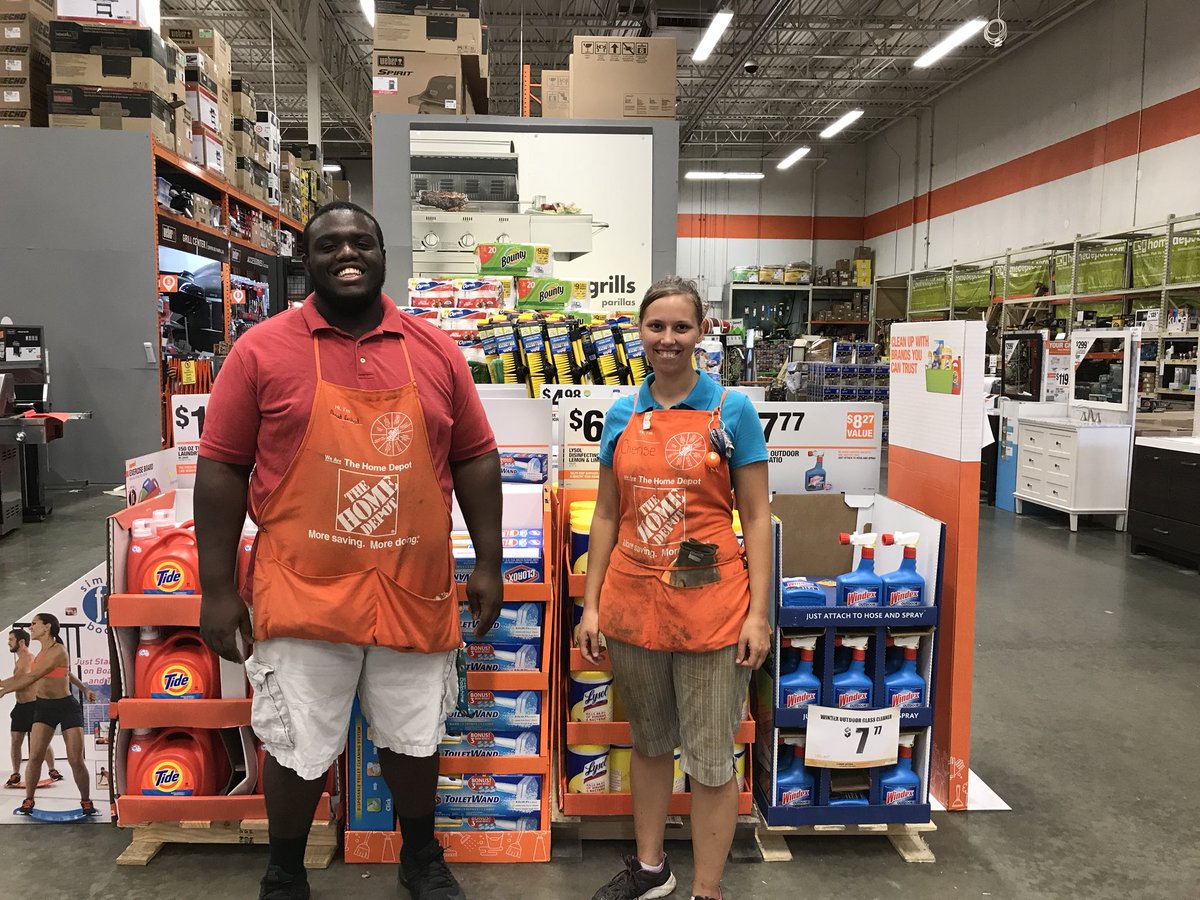 LagrangeHD160's tweet photo. Ready for the weekend thanks to Cheris and Ahmad! https://t.co/M70438RGm4