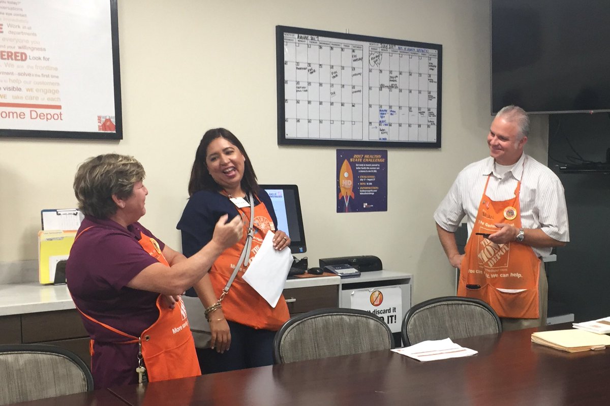 MET partnership <a href="/6650/">Jack</a> Cypress!  Thank you Brian, Cesar, and B for visiting our store. #teamwork #recognition. <a href="/NotoKara/">Kara Noto</a> @roberthdumas