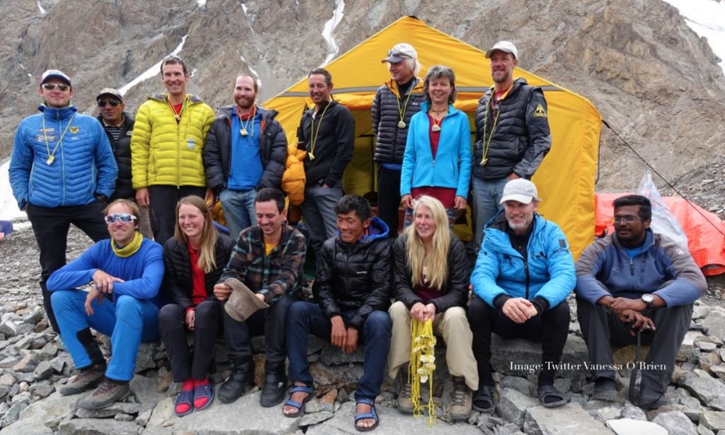 BaseCampMag's tweet photo. First Successful Summits on K2 Since 2014 #VanessaOBrien #FredrikSträng #K2 #K22017 #MingmaG https://t.co/686LI4vv9b https://t.co/UqBvd5deQx