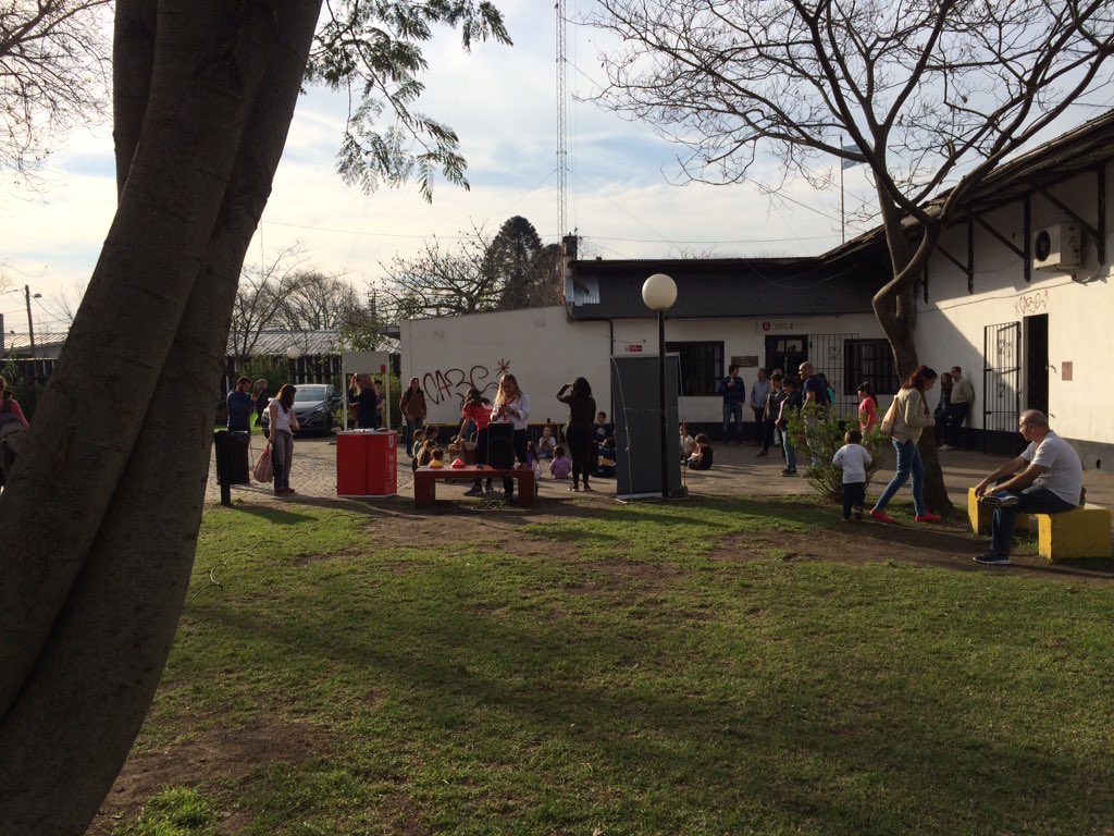 vanesajud's tweet photo. #UltimoDiaDeVacacionesDeInvierno en #UGC2 @MoronGobierno https://t.co/RFTdE2ib8H