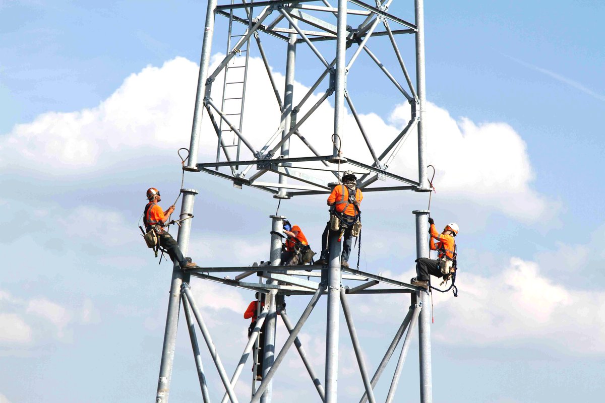 STGAlaska's tweet image. Last week our field crew covered 1500 air miles and delivered infrastructure to 8 mountaintop sites, bravo team! 

#skycrane #GCITERRA