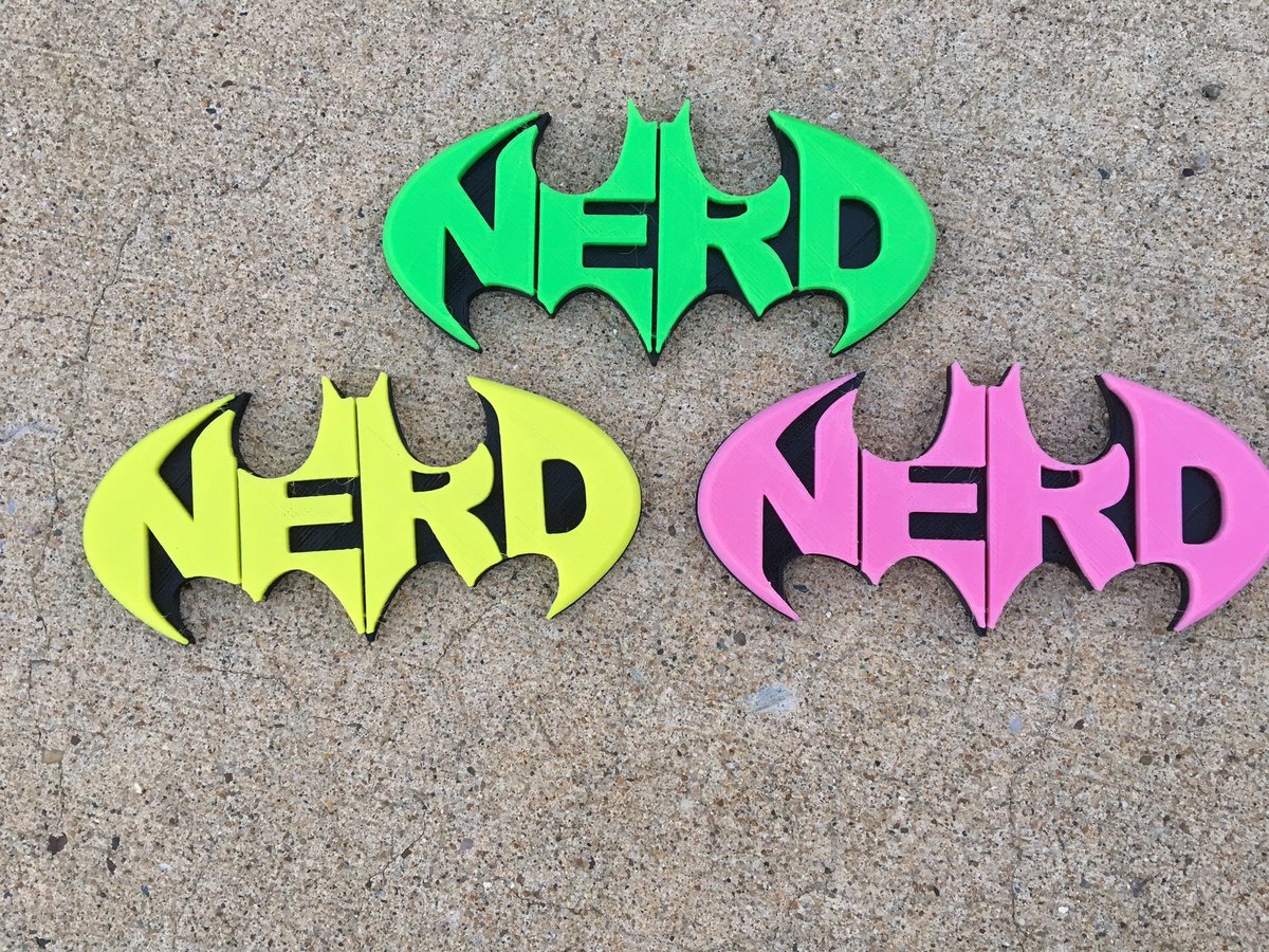 ScDc3D's tweet photo. Awesome new custom design! Check out our new #3DPrinted  #Nerd #Batman #Batarangs now available for purchase at https://t.co/8NiBUXWlzp https://t.co/rEbxaE0GzD