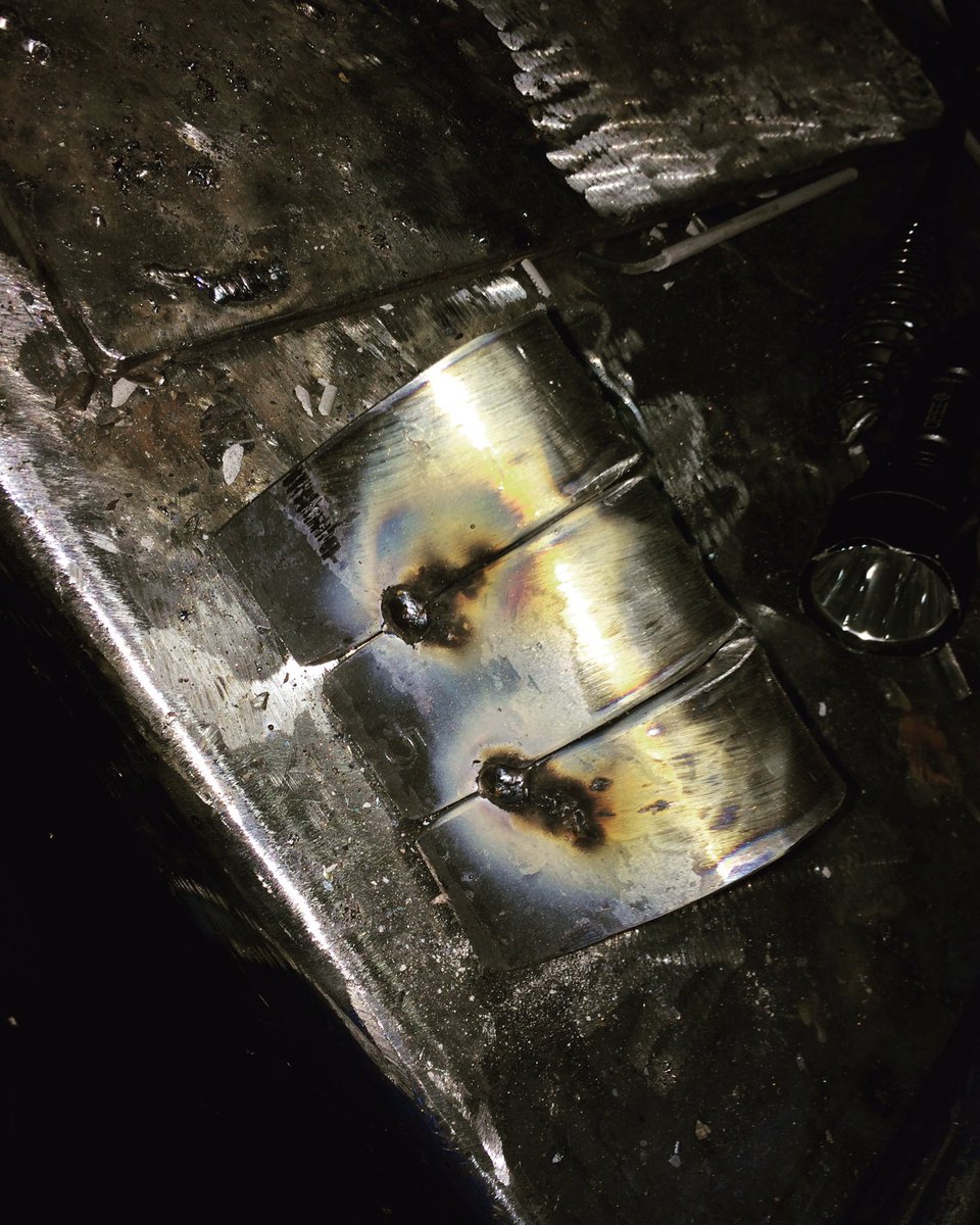 freddelorme97's tweet photo. Couple of backplate #CWB #1GF and #2GF using #SMAW that I did in my first year school welding class!! I learned so muchh!! https://t.co/sayjHkRctk