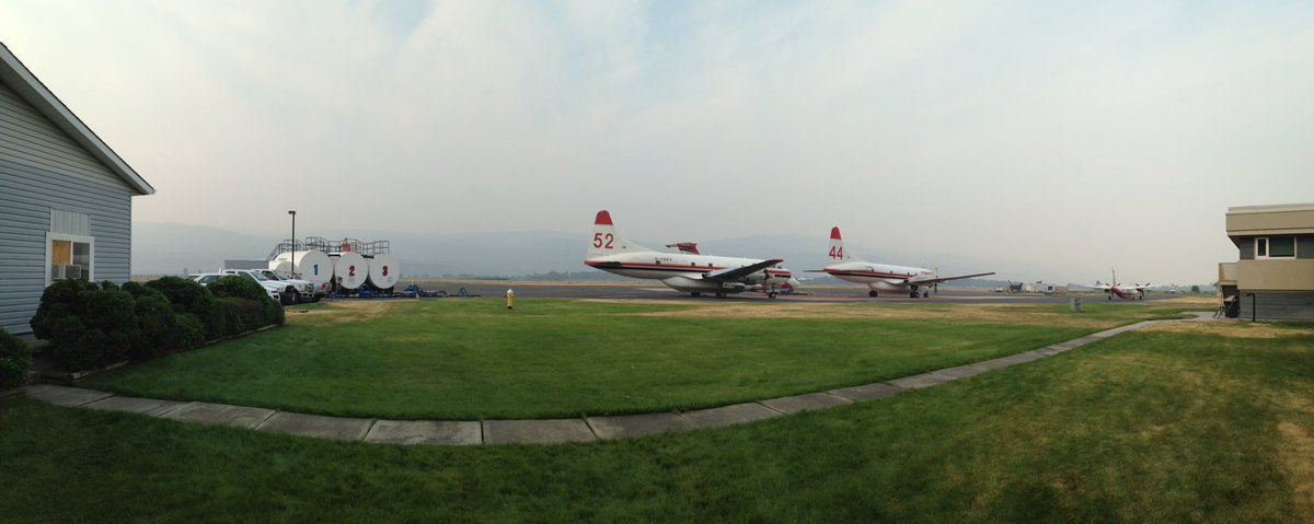 turnerxs's tweet photo. Smoke inversion over Kamloops BC this morning https://t.co/Cuw0iTjFpt