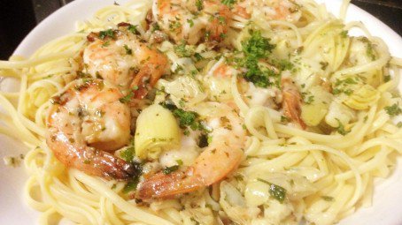#ShrimpScampi on #Linguine from our #Pasta Menu. Available for take-out and delivery!
numerounotavern.blizzfull.com/pastas