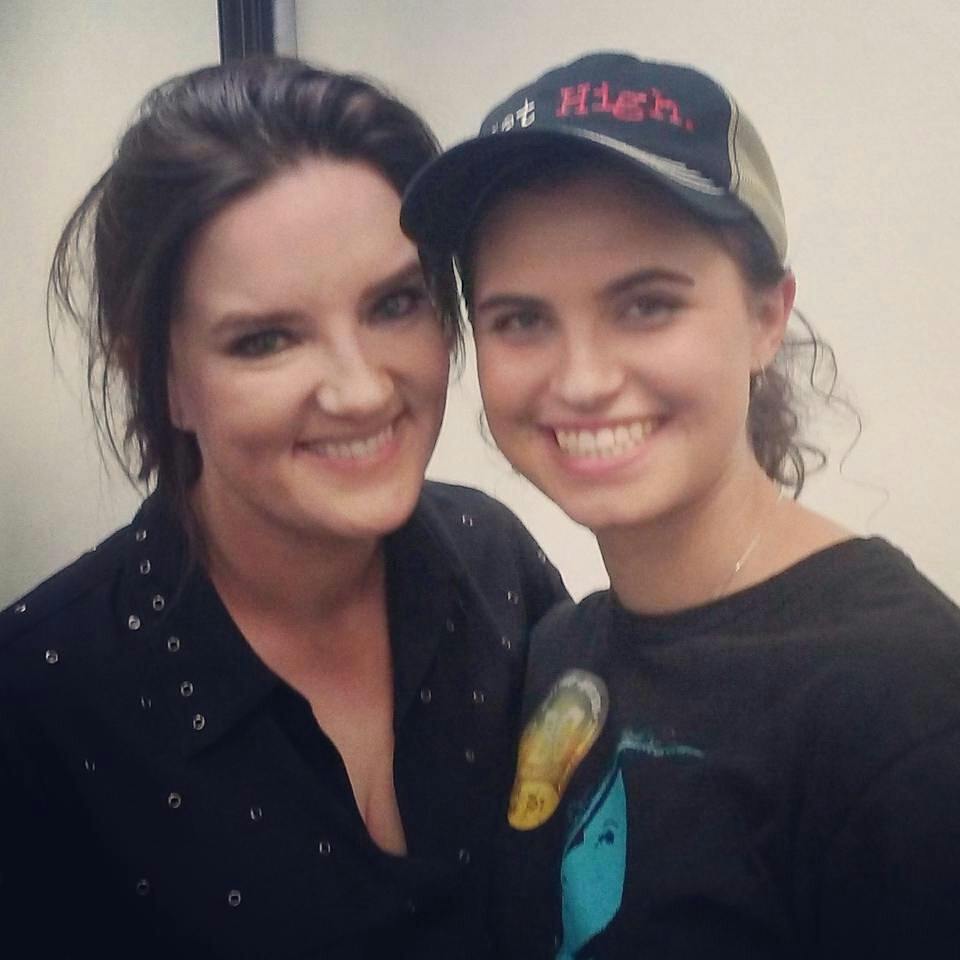 CarmaIhler's tweet photo. Love this woman with all my heart ❤ Thank you for a wonderful night, @TheBrandyClark! https://t.co/Cirbkmhf9B